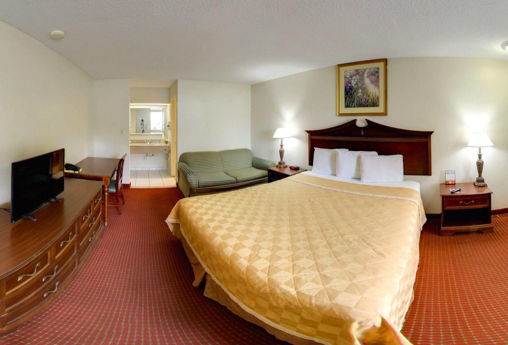 Key West Inn - Newport News Extérieur photo